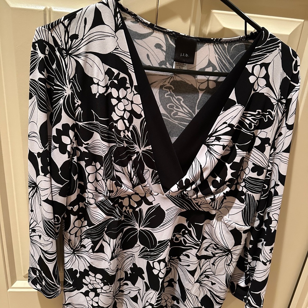 J.B. Black and White Floral Blouse